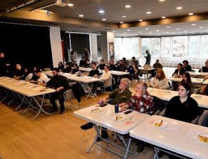 Bornova’da zeytinyağı kültürü geleceğe taşınıyor