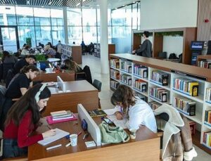 Büyükakın: Kocaeli’nin en değerli yerlerini gençlere tahsis ettik