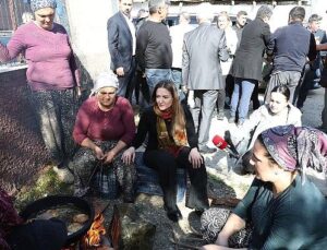 Büyükşehir Belediyesi afetin yaralarını sarmayı sürdürüyor