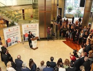 Caddebostan Kültür Merkezi’nde Yenilenen Alanlar Hizmete Açıldı