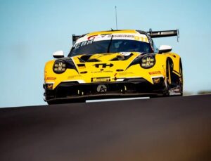 Danimarkalı Porsche Pilotu Bastian Buus, Bathurst 12 Saat Yarışını Altıncı Sırada Tamamladı