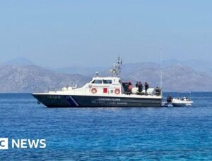 Fourteen migrants dead after collision with Greek coastguard boat