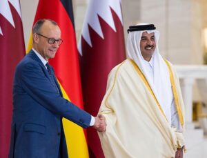 German chancellor visits Qatar for cooperation talks amid regional tensions