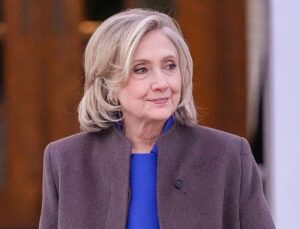 Hillary Clinton tells panel she had no knowledge of Epstein crimes and calls on Trump to testify