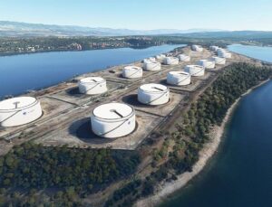 Hungary’s energy giant threatens legal action over access to Croatian pipeline