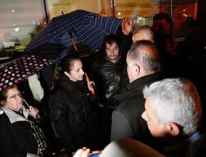İBB Başkanvekili Nuri Aslan Zelzele Bölgesinde: Adıyaman’da 04.17 Yürüyüşüne Katıldı