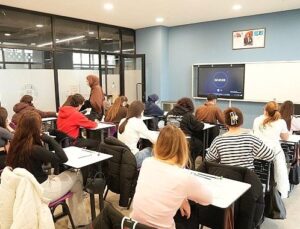 İBB’den LGS ve YKS’ye Hazırlananlara Fiyatsız Deneme Takviyesi