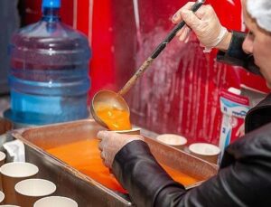 Karşıyaka Belediyesi’nden 30 bin bireye sıcak çorba ikramı