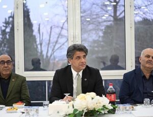 Kartepe Belediye Meclisi İftar Sofrasında Bir Ortaya Geldi