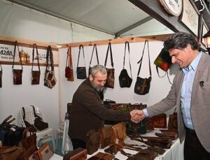 Kartepe’de Ramazan Coşkusu Kent Meydanı’nda Başladı