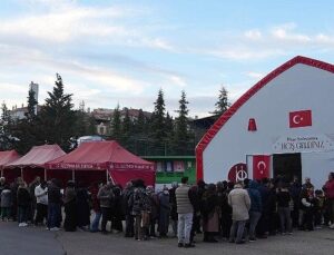Keçiören Belediyesi Her Gün Binlerce Kişiyi İftar Sofrasında Buluşturuyor