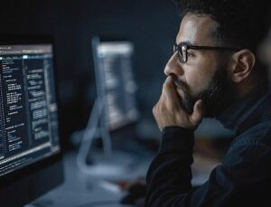 Kilitle, ifşa et, baskı kur