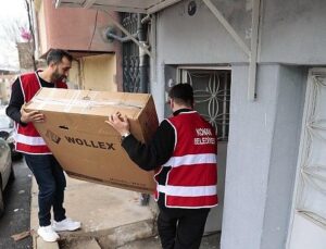 Konak’ta kimse yalnız değil: Tekerlekli sandalyesine Konak Belediyesi ile ulaştı