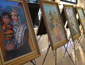 Konya Büyükşehir, Konya’daki Gazzeli Çocukların Fotoğraflarından Stant Açtı