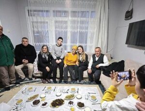 Lider Memnun iftar sofrasına konuk oldu