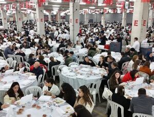 Lider Pehlivan, iftarı belediye ailesiyle karşıladı