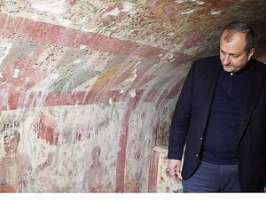 Lider Usta’dan Hisardere Nekropolü’nde İnceleme