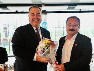 “Manisa’mızın Tüm İlçeleri Hak Ettiği Hizmetleri Alacak”