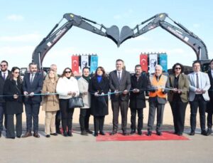 Nilüfer Belediyesi Sahadaki Gücünü Yeni Yatırımlarla Artırıyor