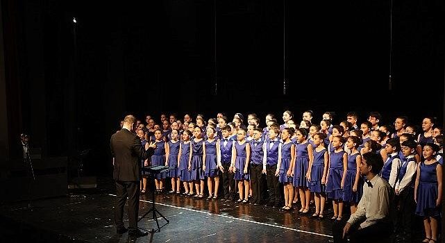 Nilüfer’de üç koro birebir sahnede buluştu