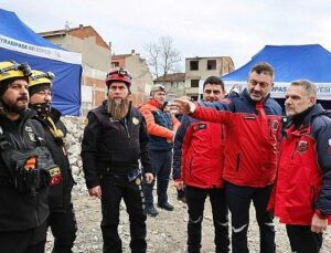 O an tekrar yaşandı: Bayrampaşa’da gerçeğini aratmayan zelzele tatbikatı