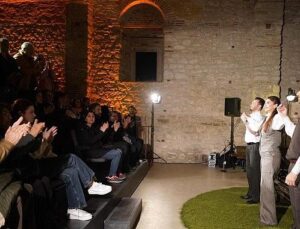 Orhan Veli Şiirleri “Birdenbire” Etkinliğinde Seyirciyle Buluştu