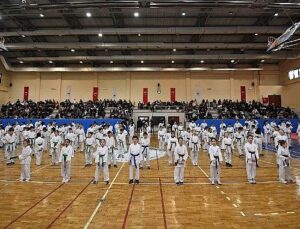 Osmangazi’de 300 Karateci Jenerasyon Sevinci Yaşadı