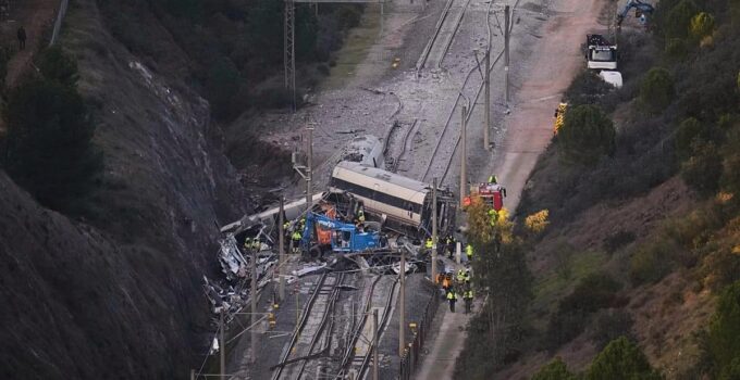 Sabotage and misplaced funds: Misleading claims spread over Spain’s train crashes