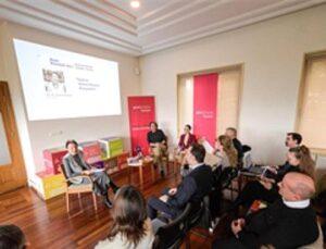 “Şato’da Kamusal Yer Söyleşileri Serisi” ikinci toplantısıyla devam etti