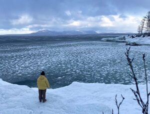 Seven Chinese tourists drown after car falls through ice in Russia