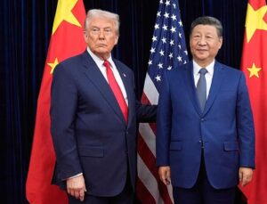 Trump pushes Beijing to break from Tehran as he holds phone call with Chinese President Xi Jinping