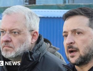 Ukraine’s ex-energy minister detained while attempting to leave country