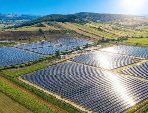 YEO Teknoloji’den Romanya’ya 111,2 milyon dolarlık GES yatırımı