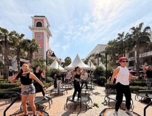 8 Mart’ta Karşıyaka’dan özgürlük daveti yükseldi