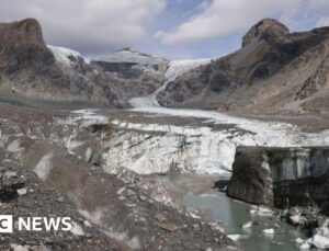Austrian glaciers disintegrating due to climate change, say scientists