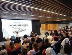 Ayşe Kulin Beylikdüzü’nde Okurlarıyla Buluştu