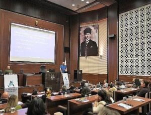 Belediye İşçisine Sağlıklı Hayat Semineri