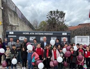 Bergama Belediyesi’nden Sıfır Atık Günü’nde Etrafa Büyük Katkı