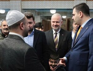 Binlerce Menemenli tek yürek oldu