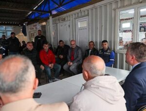 Buca’da sıcak bayramlaşma