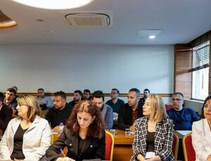 Büyükşehir Belediyesi Erişilebilirlik seferberliği toplantısı düzenledi