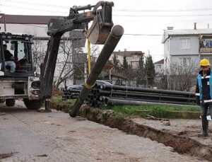 Derince’de Altyapı Çalışmaları Tüm Süratiyle Sürüyor