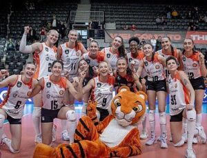 Eczacıbaşı Dynavit yarı finalde!