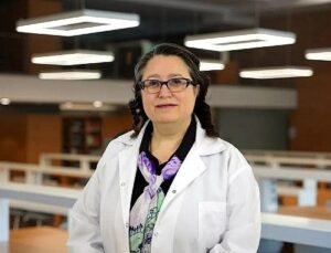 Ergenlikte başlayan ani ve besbelli değişikliklere dikkat!