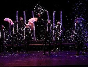 “Fillerve Karıncalar” ile Yaşar Kemal’e hürmet duruşu