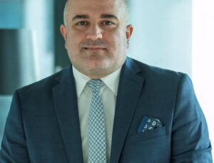 Finans sektöründeki CEO’lar, Zorluklara Rağmen Gelir, Kârlılık ve Verimlilik Artışı Konusunda İyimser