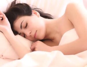 Gece Uyku Sorunu Yaşayanlar Dikkat ! Sebebi Tabağınız !