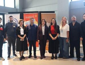 Gençler Nilüfer’de “ifade özgürlüğünü” konuştu