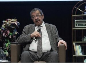 Hayati İnanç Söyleşisi, Zeytinburnu Kültür Sanat’ta Gerçekleşti!