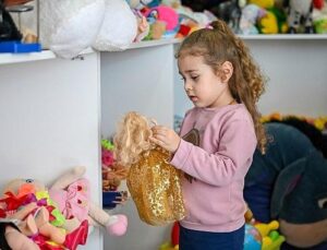 Her çocuğun oyuncakla oynama hakkı var!